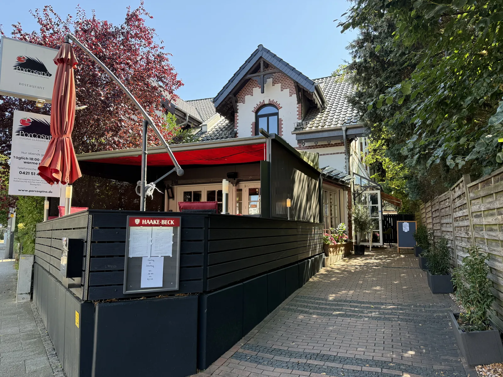 Das Haus von der Schwachhauser Heerstraße